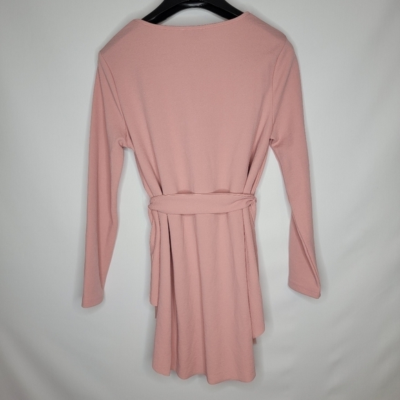 SHEIN Self Belted Dip Hem Top - Picture 13 of 15